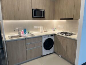 TRIZEN APARTMENT KITCHEN
