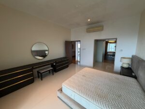 Sky-High Luxury: 3BR Premium Apartment for Rent