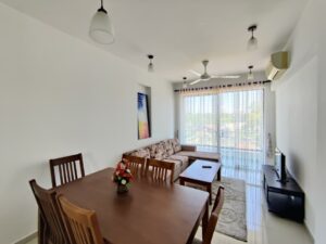 Gransburg Kynsey Road 1100 sqft cozy furnished home Colombo 07
