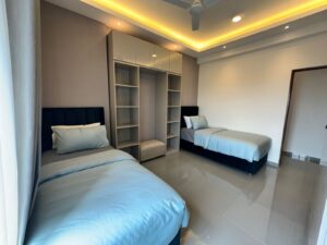 Iconic Galaxy Rajagiriya 1600 sqft furnished family residence