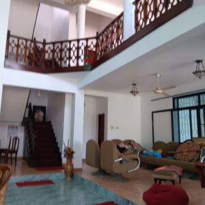 Seven-Bedroom Rental House in Battaramul