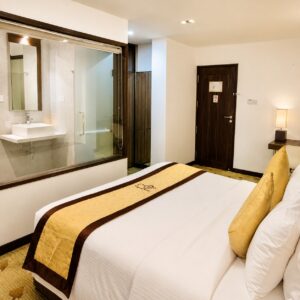 Large Staff Residence for Rent in Colombo 02