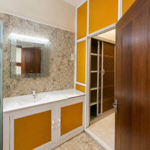 Sea view house for rent in Colombo 06