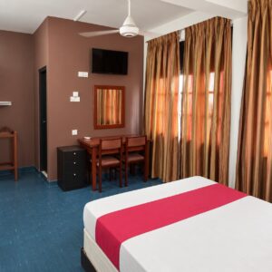 Mount Lavinia 9 bedroom furnished accommodation