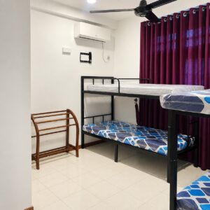 Colombo 05 eight bedroom air conditioned furnished house
