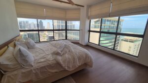Sea & City View Apartment for Rent in Colombo 03