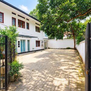 unfurnished office premises in Colombo 07