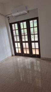 Unfurnished Five Bedroom House for Rent in Colombo 05