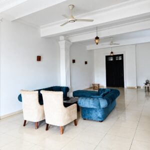 Large Fully Furnished House in Thalapathpitiya