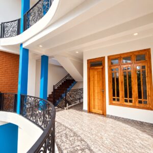 seven bedroom air conditioned accommodation for rent in Dehiwala